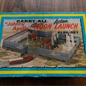 Johnny Apollo Moon Launch Playset